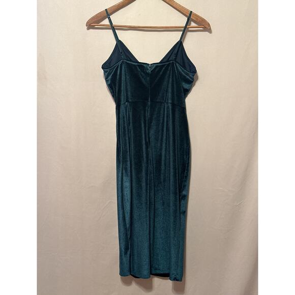 LULUS Dress M Velvet Kelly Green Faux Wrap Holiday Cocktail Fairy Goth - Picture 3 of 12
